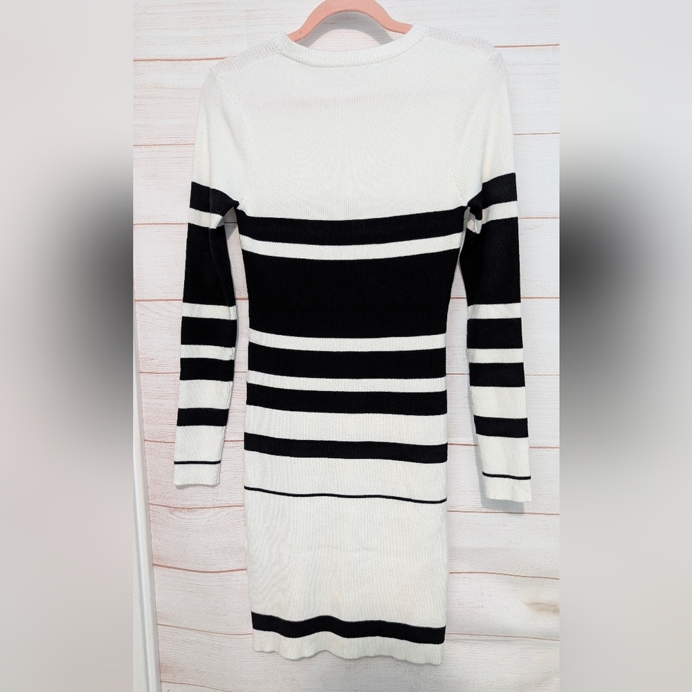 Nwt Emery Rose Black and White Striped Knit Mini Sweater 😍 Dress Size Large - Picture 5 of 8